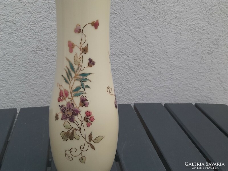 Zsolnay's richly painted vase with beautiful gilding