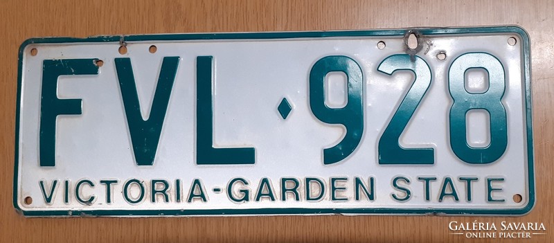 Australian registration number plate fvl-928 victoria-garden state australia