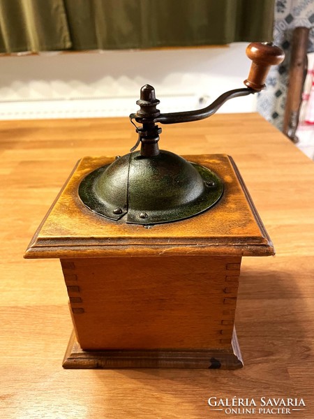Wood grinder, old, retro