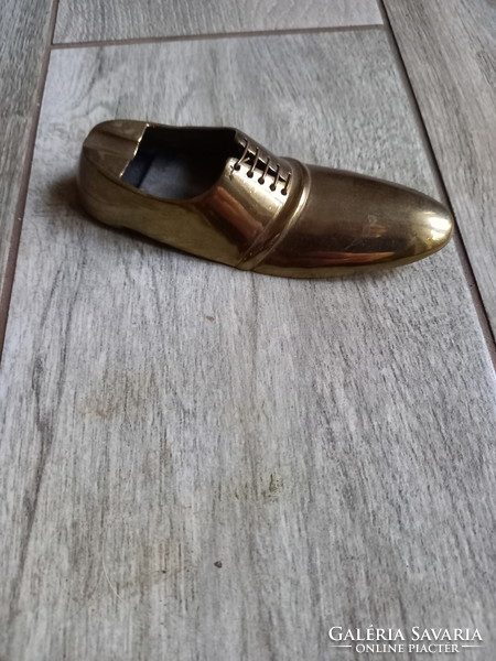 Szép régi réz hamuzó cipő (13,4x4,9x2,8 cm)