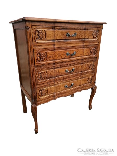 Neobaroque 4-drawer chest of drawers with curved front