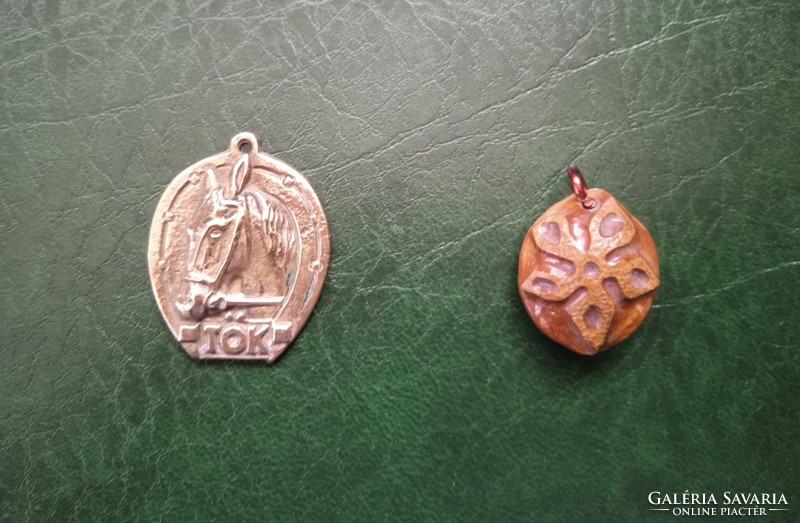 Mascot items 2 pendants and old retro copper scale mascot item