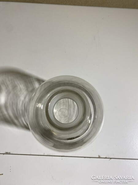 Fehér patikai üveg rövid, széles nyakkal, hozzá tartozó, csiszolt üveg dugóval.4882