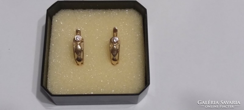 Pair of 14K gold earrings