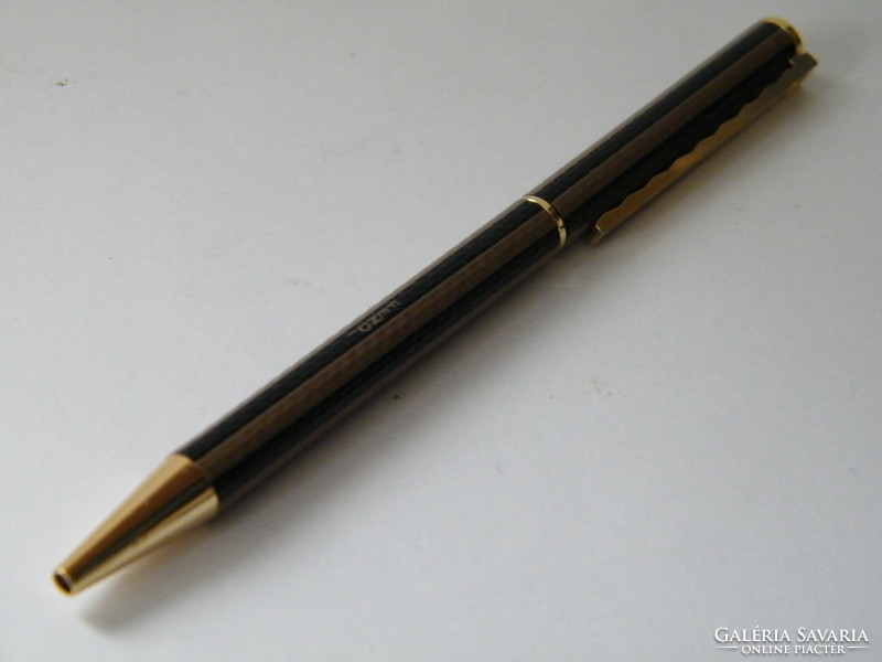 Vintage Fendi golyóstoll klasszikus barna színben