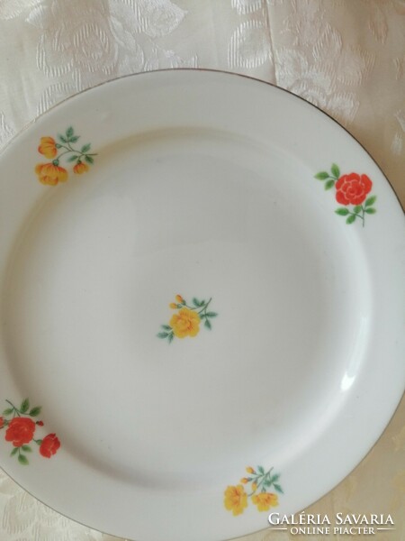 Zsolnay virágos tányér 19 cm