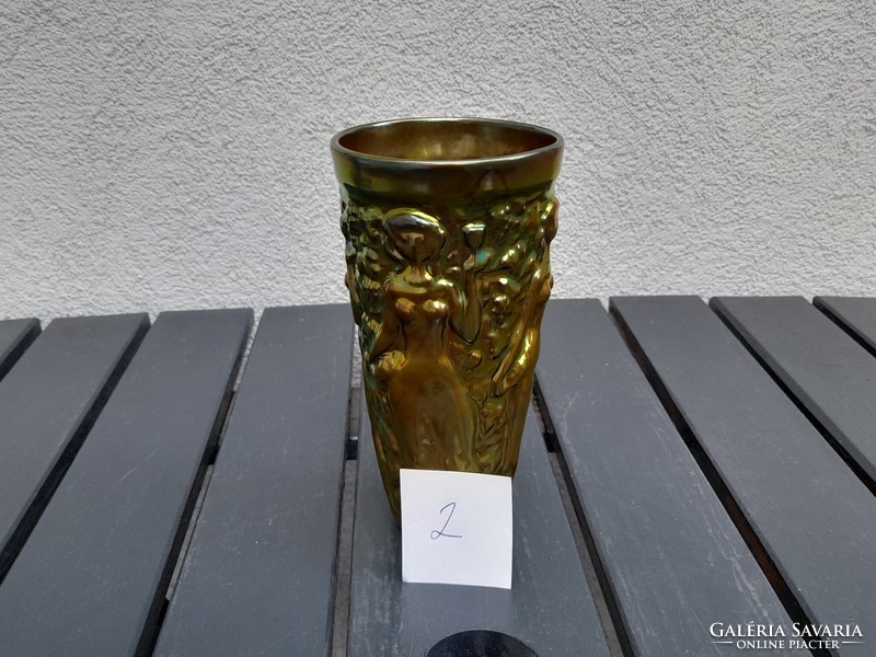 Beautiful Zsolnay Eosin vintage glass 2.
