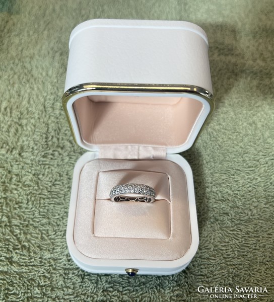 18k Memory fehérarany gyűrű, 99db 2.48ct gyémánttal, Certifikáttal