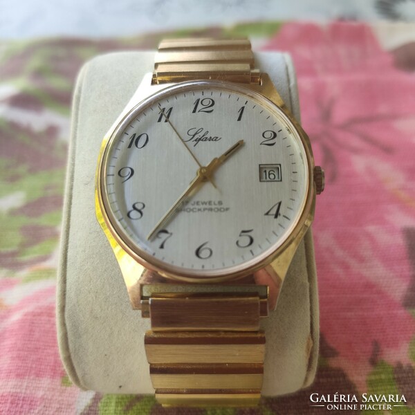 Lifara 17-stone incablock Swiss watch in beautiful collection condition, never used.