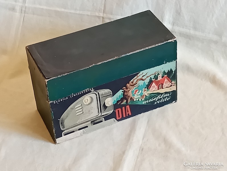 Record factory slide projector in its original box, record factory fairytale film projector