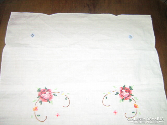 Runner with beautiful tiny cross-embroidered rose tablecloth