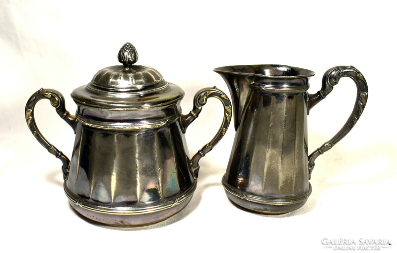 Around 1900 French coffee and tea pot with a few accessories!