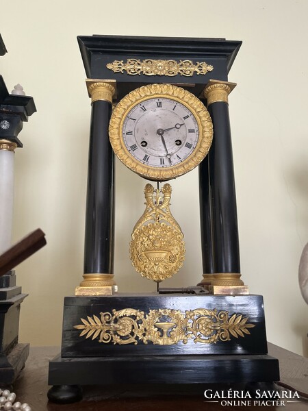 Empire clock