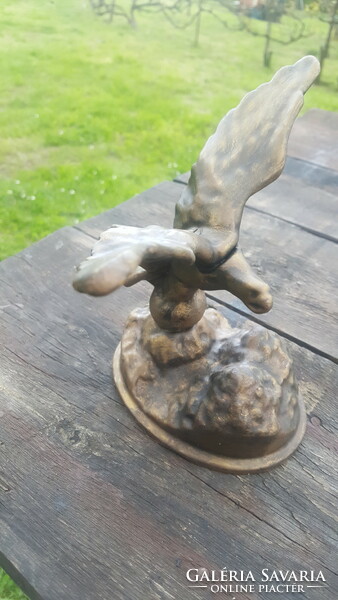 Antique cast iron turul bird