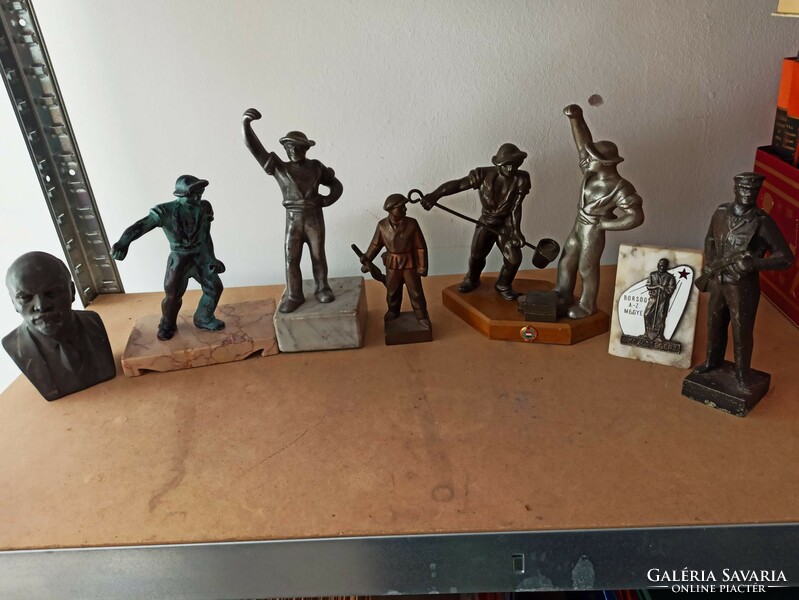 Socialist worker statue collection