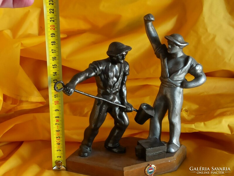 Socialist worker statue collection