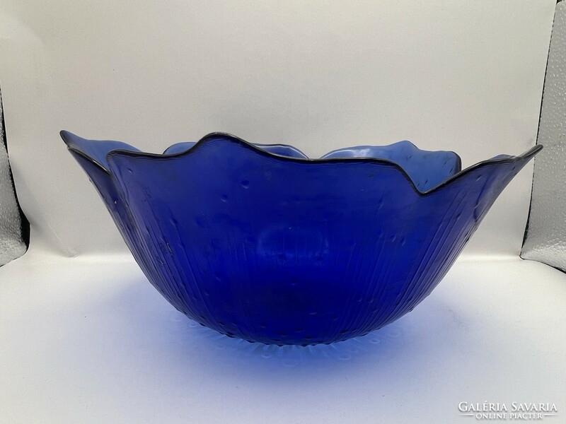 Art deco glass bowl, size 21 x 9 cm. 4921