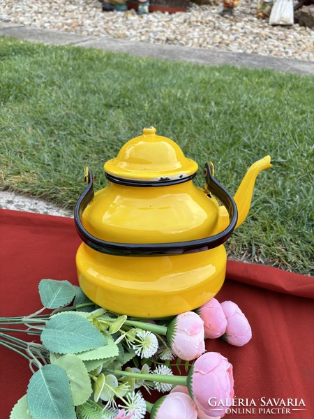 Zománcos zomàncozott Gyönyörű  ritkább színű sárga kb 3 literes teáskanna teafőző  falusi paraszti
