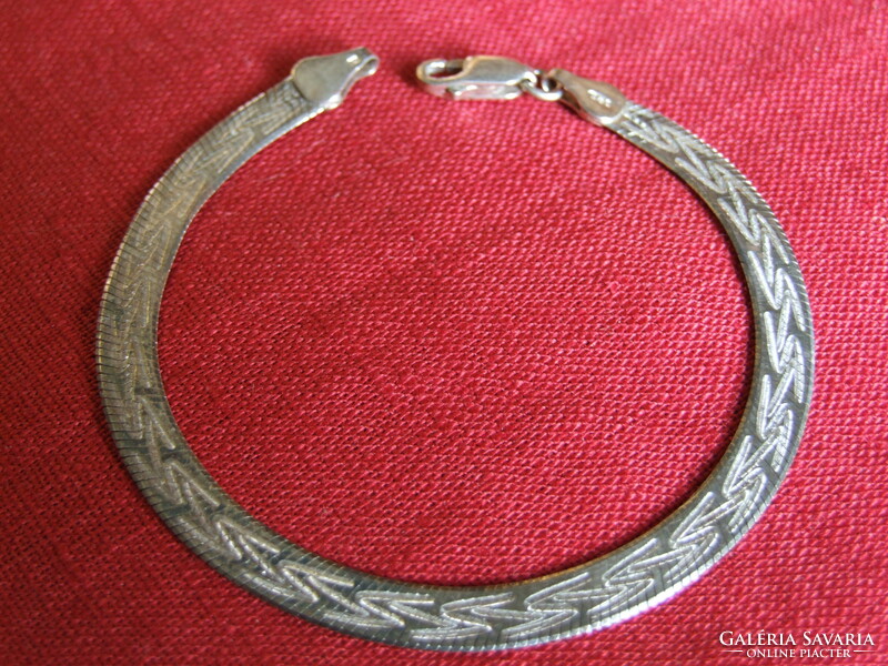Silver bracelet (200104)
