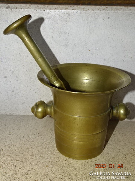 Copper mortar and pestle 1390 grams in good condition !!!
