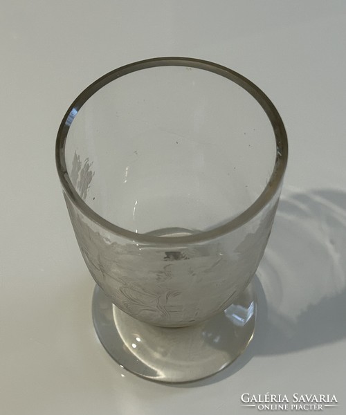 Mitológiai jelenetes antik csiszolt üveg kehely