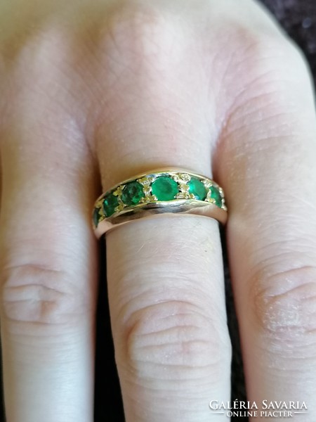 18 karátos smaragd drágaköves arany gyűrű
