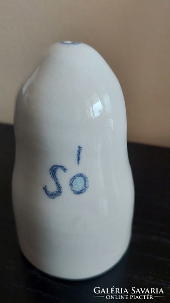 Nünü ceramic salt holder, ceramic salt shaker