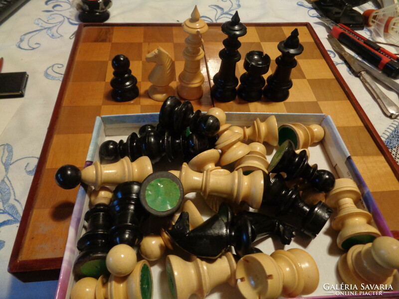 In chess box, good condition