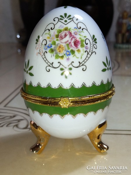 Beautiful large flower-patterned porcelain jewelry box in the shape of an egg
