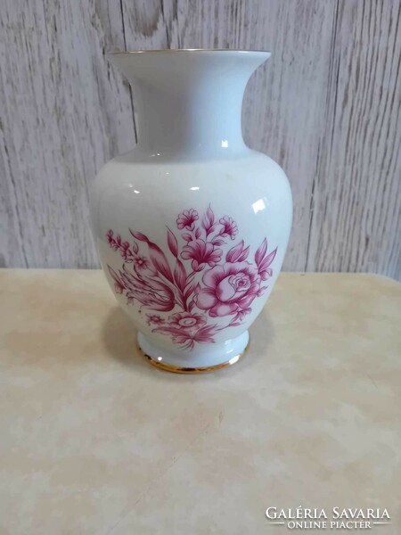 Hollóházi porcelán lila virágos váza