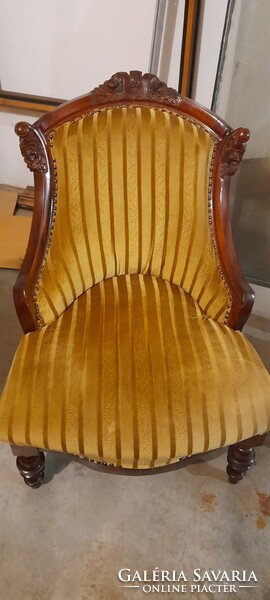 Restaurált fotel neobarokk