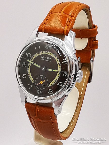 Rare Majak watch for sale in good condition