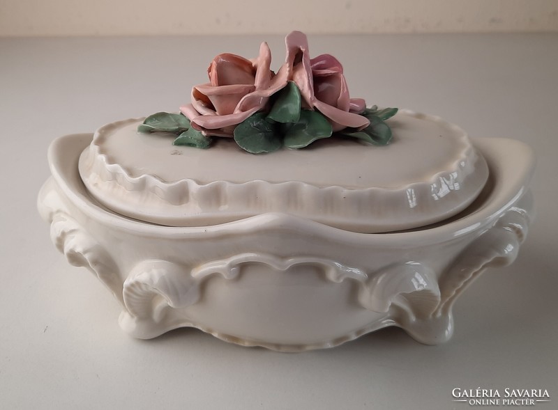 Ens porcelain sugar bowl, bonbonnier, with rose decoration