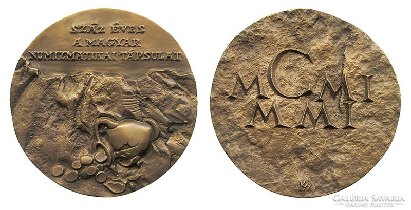 György Kiss: Hungarian Numismatic Society (mnt) 100 years old 2001