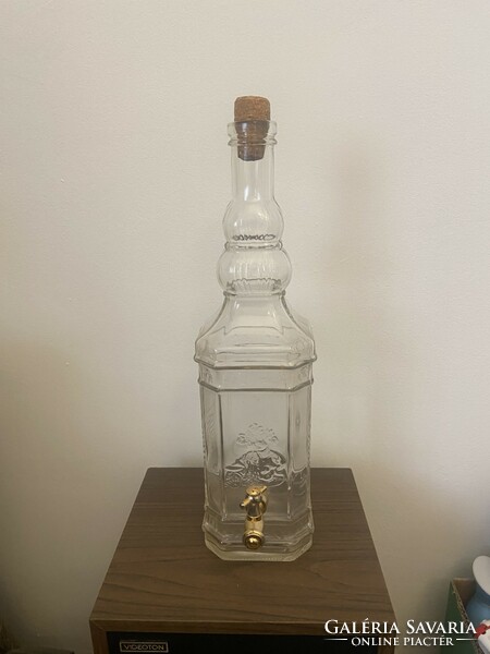 Catondo 3-liter glass bottle on tap