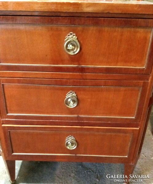 Biieder small chest of drawers - lovely, useful piece of furniture