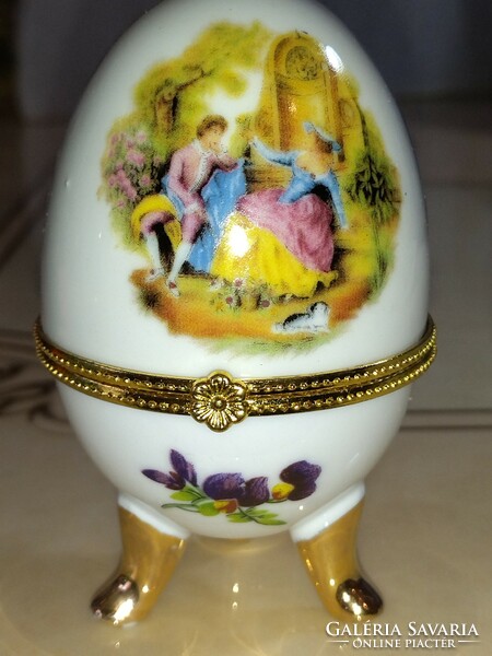 Beautiful flower, egg-shaped porcelain jewelry box with baroque pattern