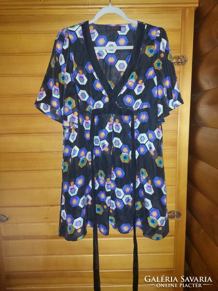 Miss Selfridge loose summer 100% silk L dress. Chest: 48cm.