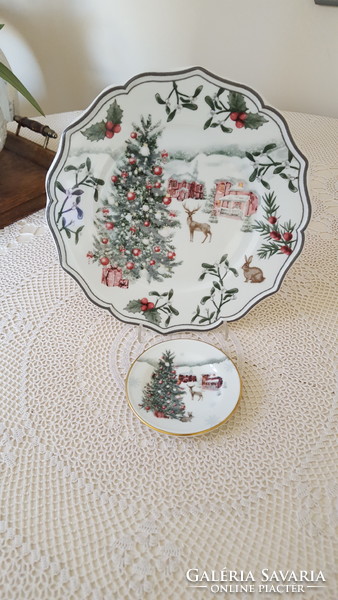 Beautiful hm home Christmas plate with small bowl