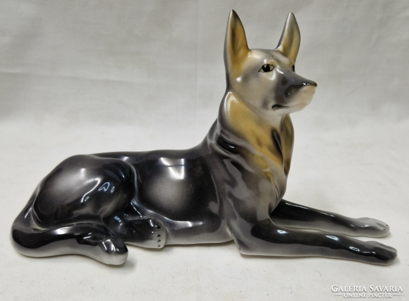 Hollóházi porcelán német juhászkutya figura hibátlan állapotban 12 cm.