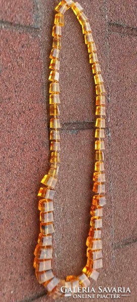 Monumentális borostyán kinézetű nyaklánc - nyakék