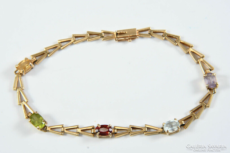 14th century Gold bracelet with semi-precious stones