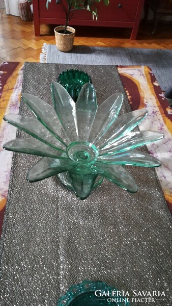Nagy zöld margaréta talpas üvegtál, asztalközép 40 cm