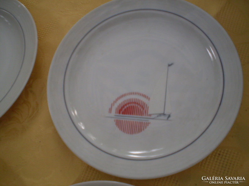 Coldtz gdr porcelain rare small plates 4 pcs. Set 19cm.
