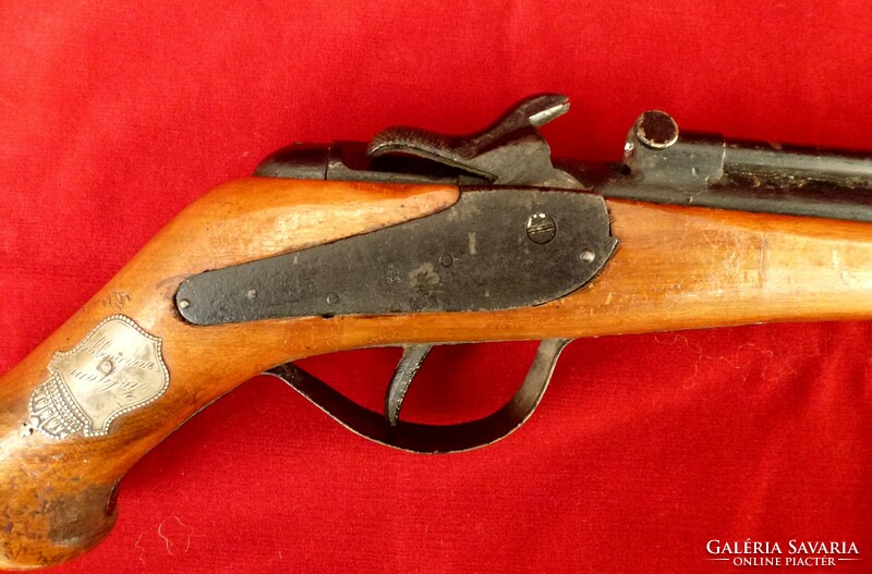 Old decorative pistol. Total length 47 cm