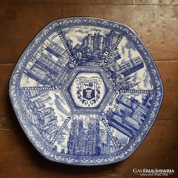 The plate issued for the millennium with famous English buildings is 26 cm!