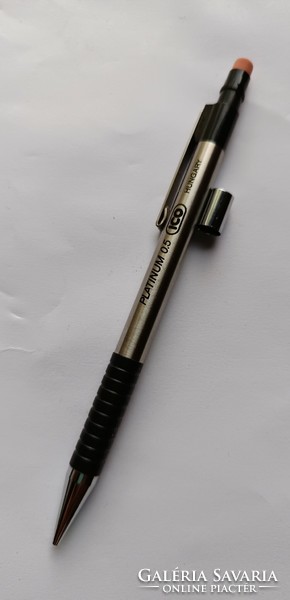 Retro fountain pen. 0.5.