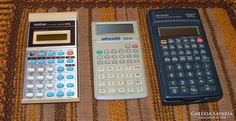 3 db retro számológép