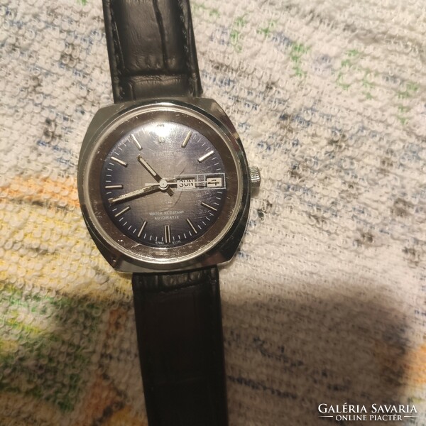 Timex automatic American original wristwatch, in preserved collection condition.