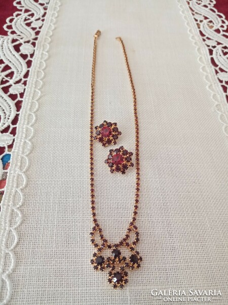 Czech garnet / crystal necklace - necklace and earrings - clip